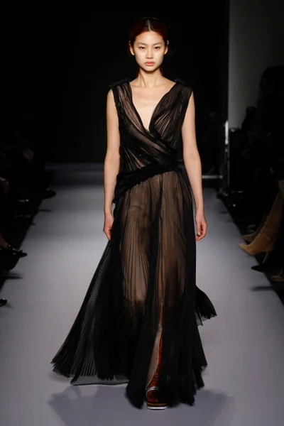 Look 32